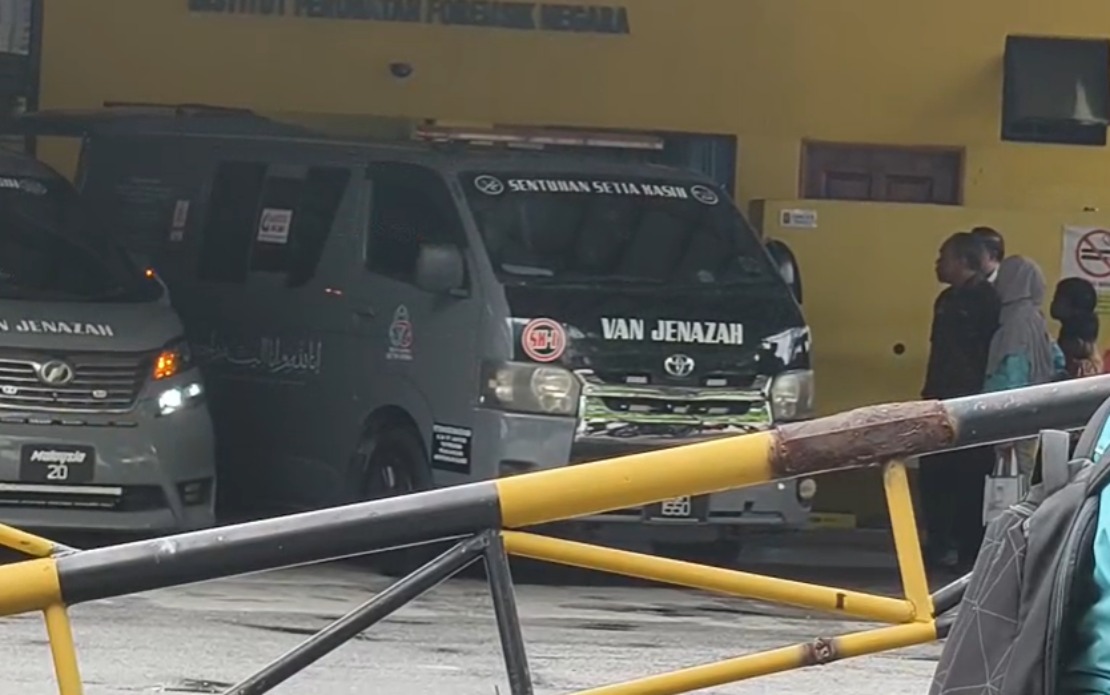 Three Perak Residents Killed in JIM Lorry Crash on Jalan Sultan Ismail