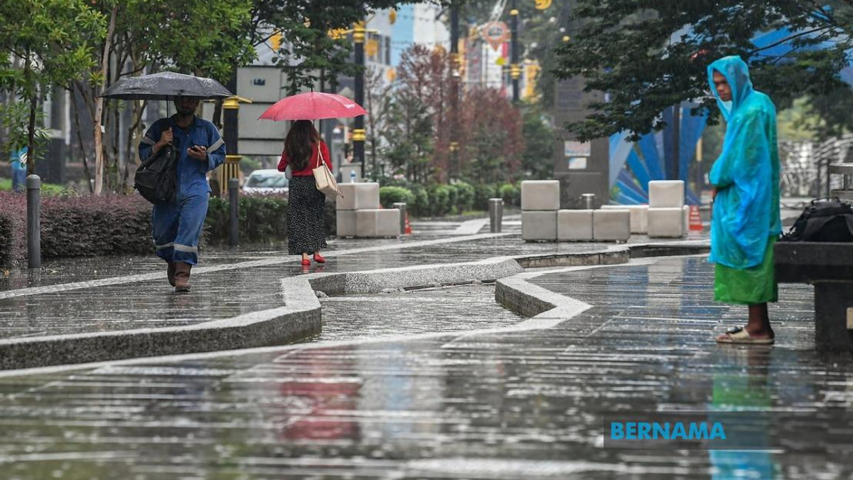 Rainy Start For Johor Election Campaign As Seven Districts Face Morning Downpours On Nomination Day