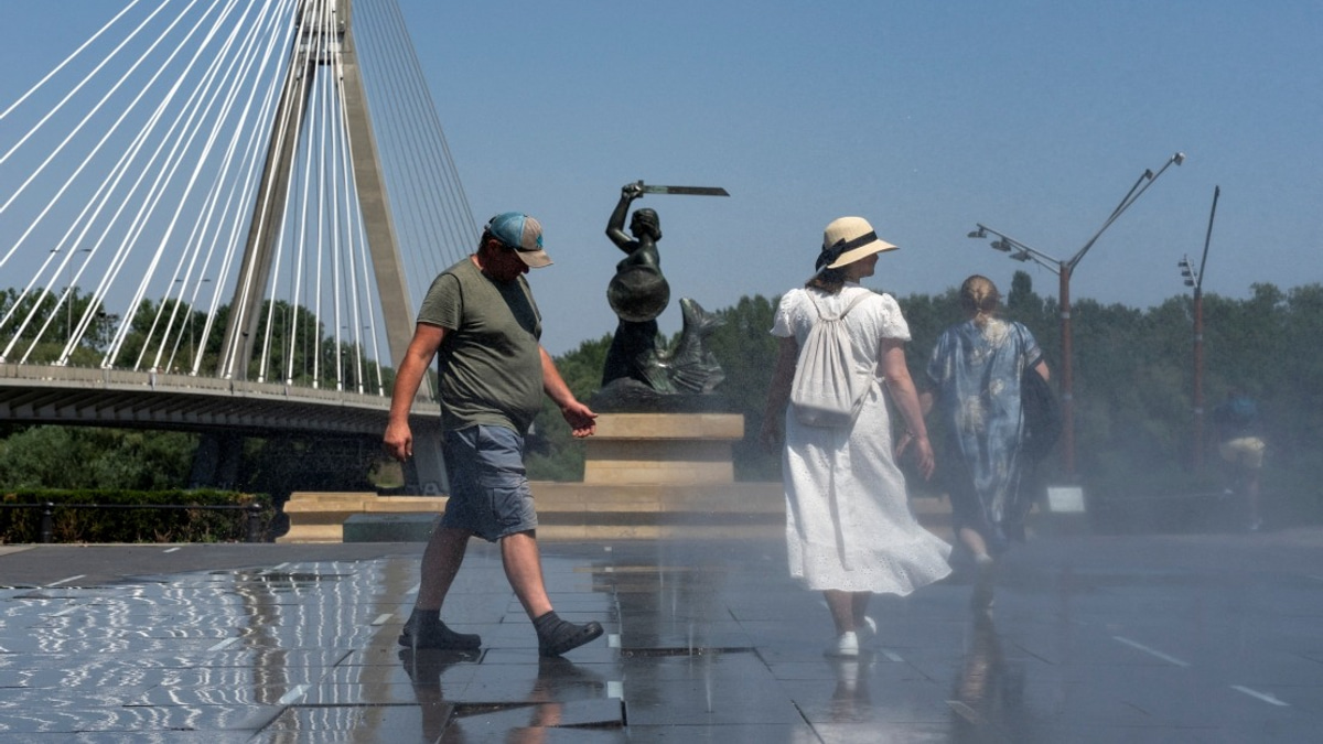 Poland Swelters Under Extreme Heat as Country Records Highest-Ever Temperature