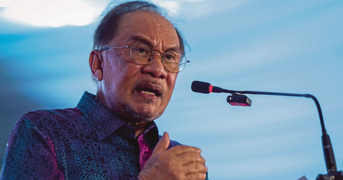 Anwar Dismisses Opposition Criticism Over Parliament Absence, Urges Focus on Tabung Haji Inquiry