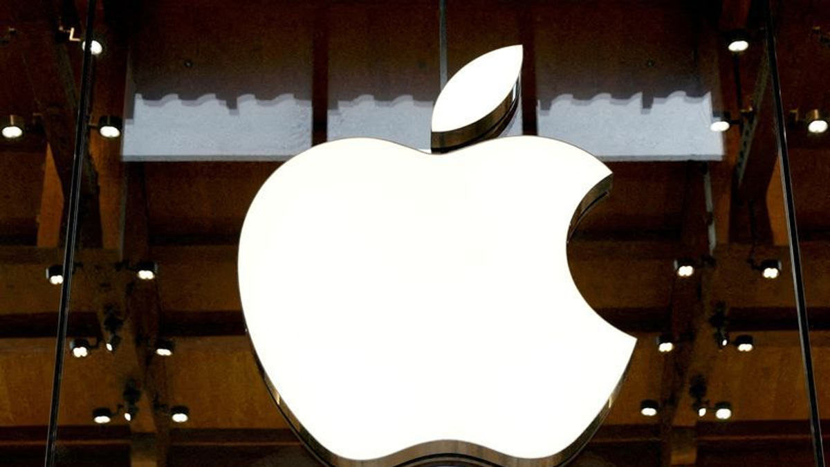 Apple escalates legal battle with OpenAI, seeking injunction over alleged trade secret theft
