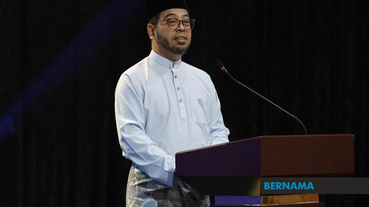 Malaysia Must Foster Deeper Islamic Unity to Face Global Challenges, Says Zulkifli