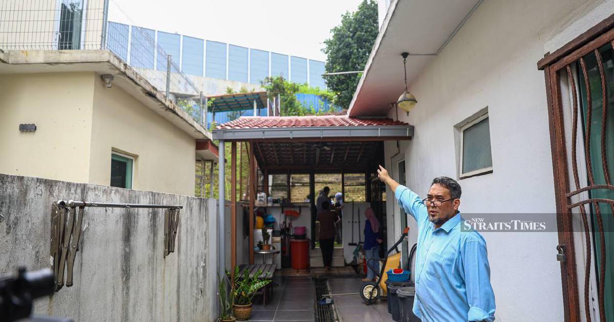 Family Demands RM1.33 Million Over ECRL Construction Damage to Home