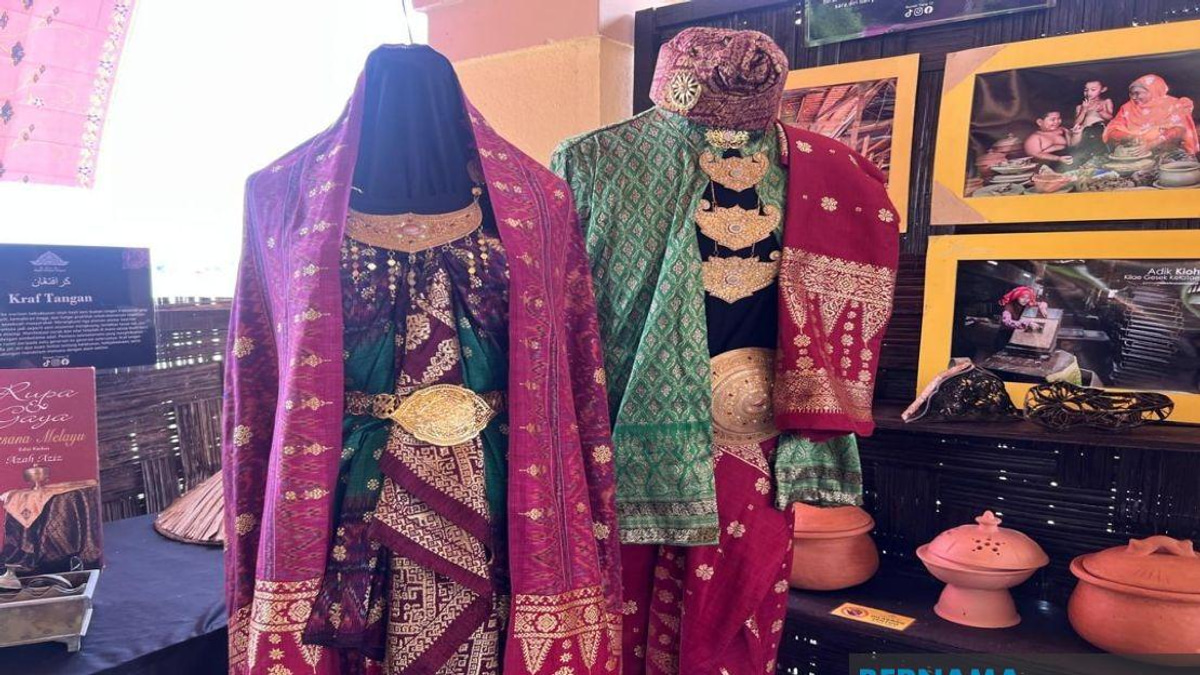 Kain Lima Faces Extinction as Master Weavers Disappear and Knowledge Fades
