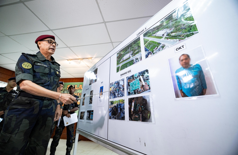 General Operations Force seizes RM9.39 million in illegal e-waste during Ipoh raids, 14 arrested