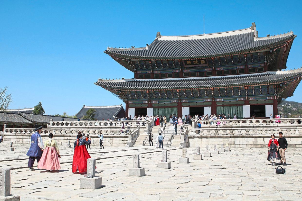 Chinese tourists pivot to Southeast Asia as geopolitical tensions and economic caution reshape summer travel patterns