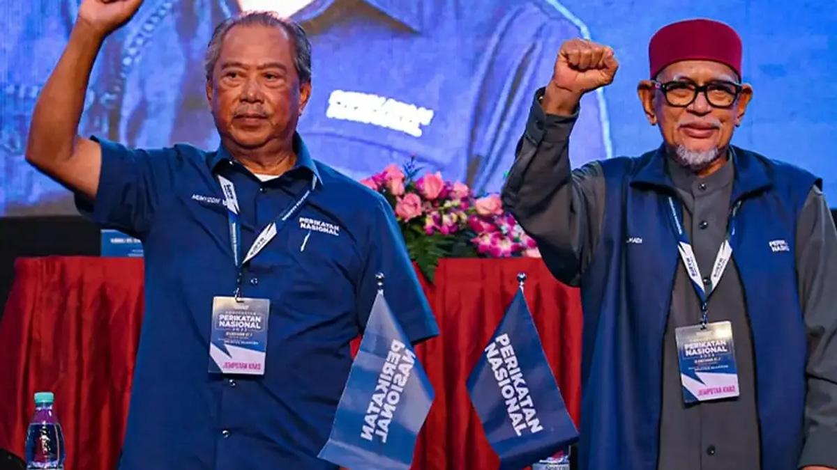 Muhyiddin Says PAS Should Exit PN Over Coalition Breakdown, Not Bersatu