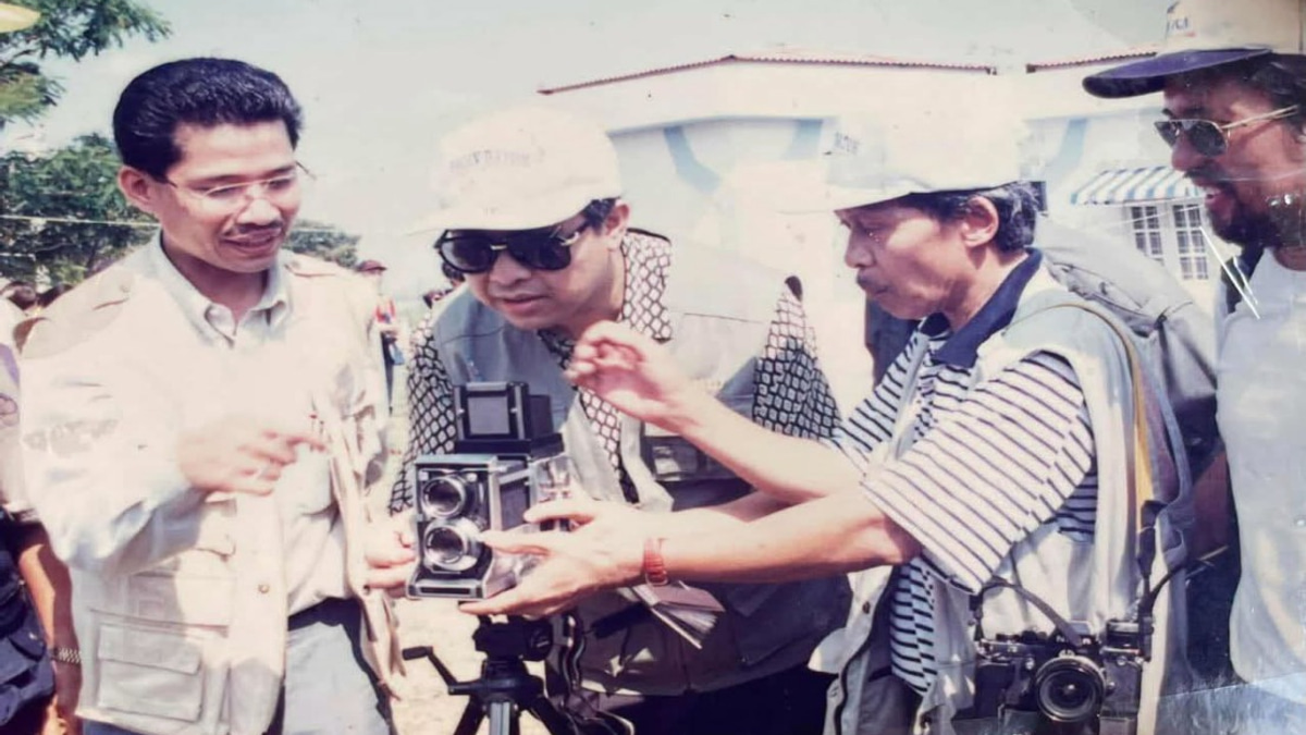 Ahmad Zahid Celebrates Photographers' Craft on World Photography Day