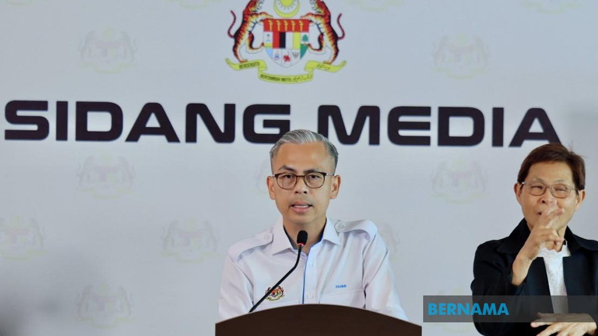Anwar's Energy Diplomacy in Russia and Turkmenistan Opens New Revenue Streams for Malaysia