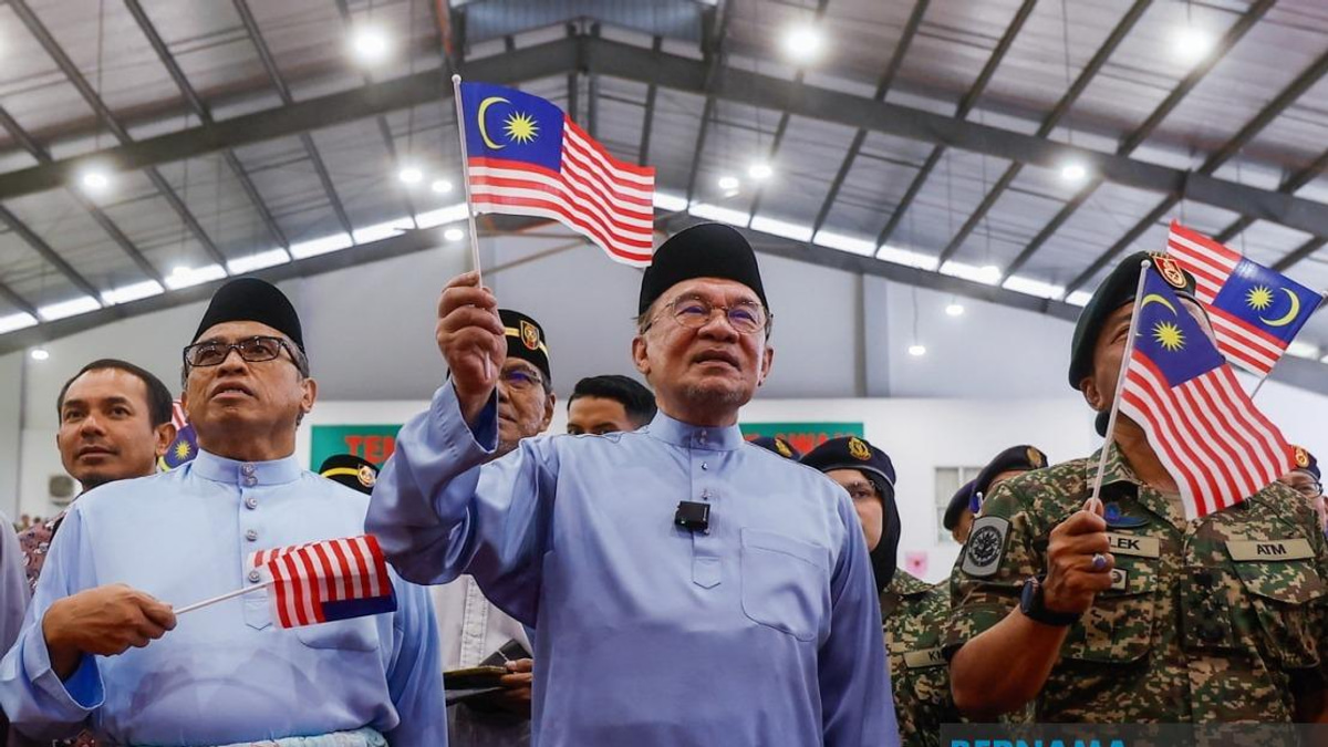 PM Anwar Urges Politicians to Abandon Slander in Negeri Sembilan Campaign