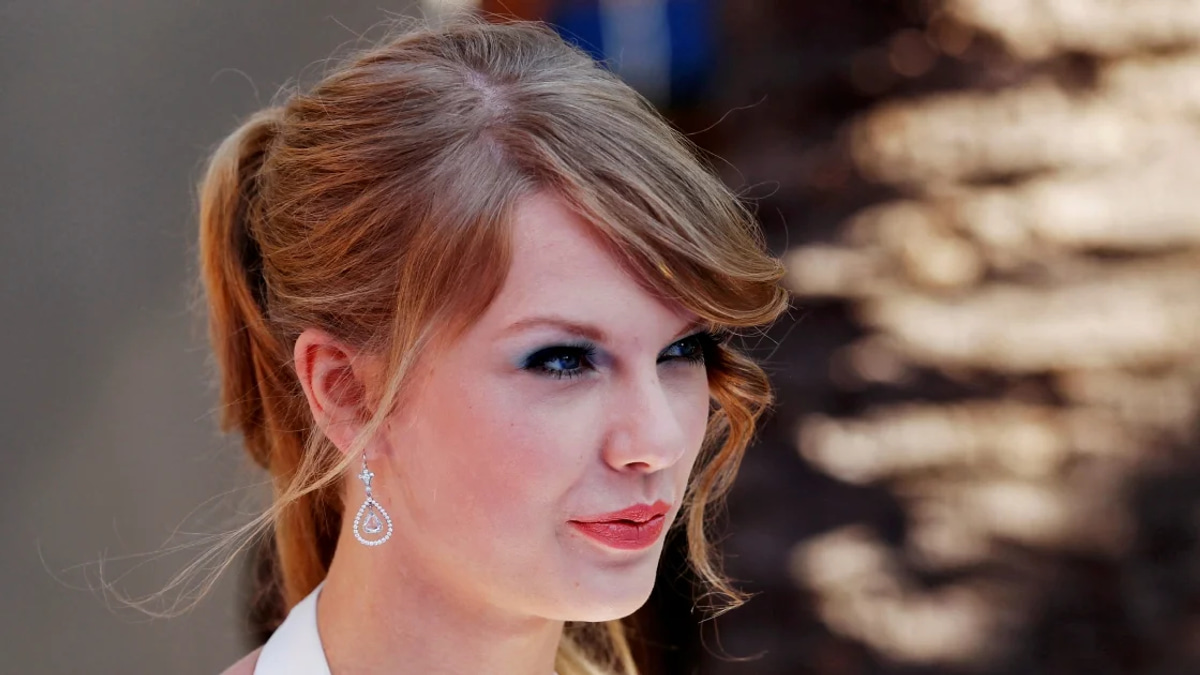 Taylor Swift Wins Dismissal of Florida Poet's Plagiarism Claims