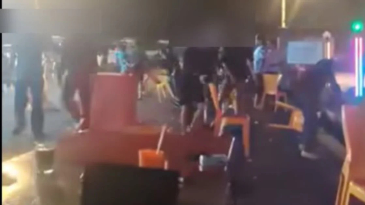 Four arrested after violent brawl erupts at Kulai restaurant with chairs as weapons