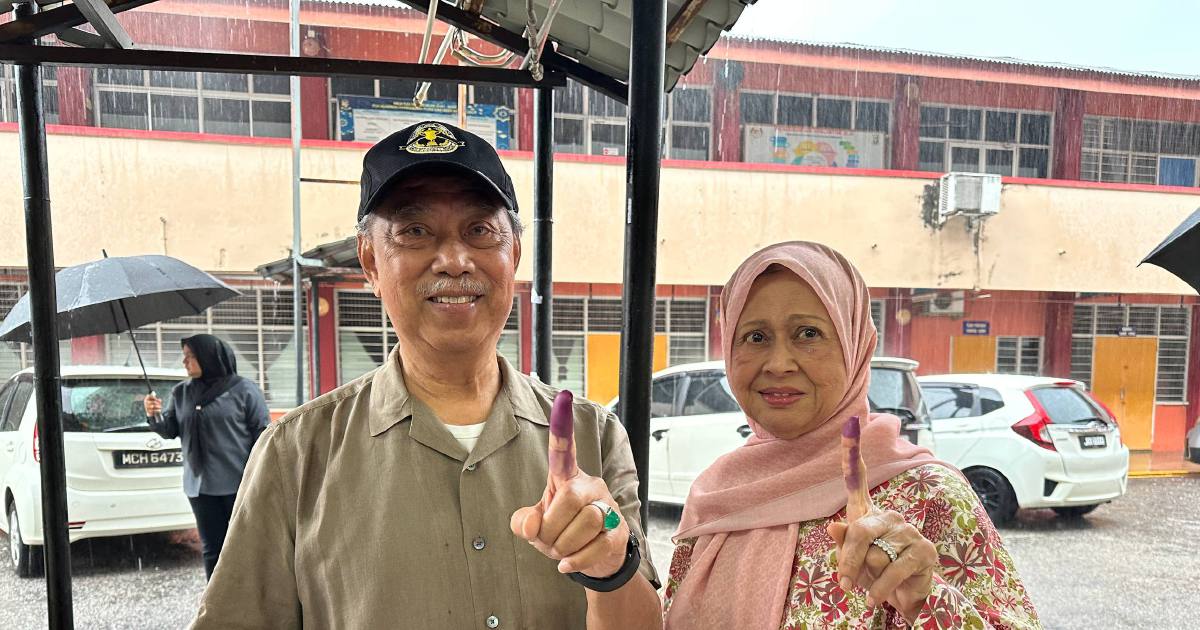 Muhyiddin Confident Johor Will See Over 70pc Turnout Despite Wet Weather Conditions