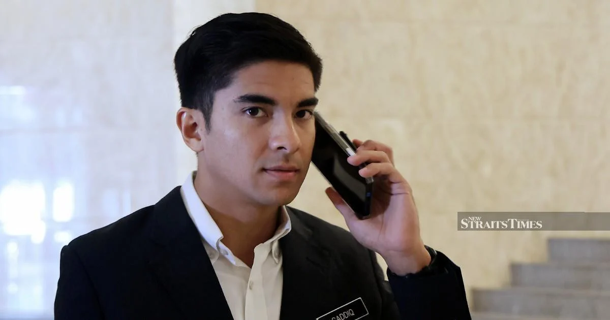 Tunku Ismail Rebukes 'Social Media Politicians' in Veiled Critique of Syed Saddiq