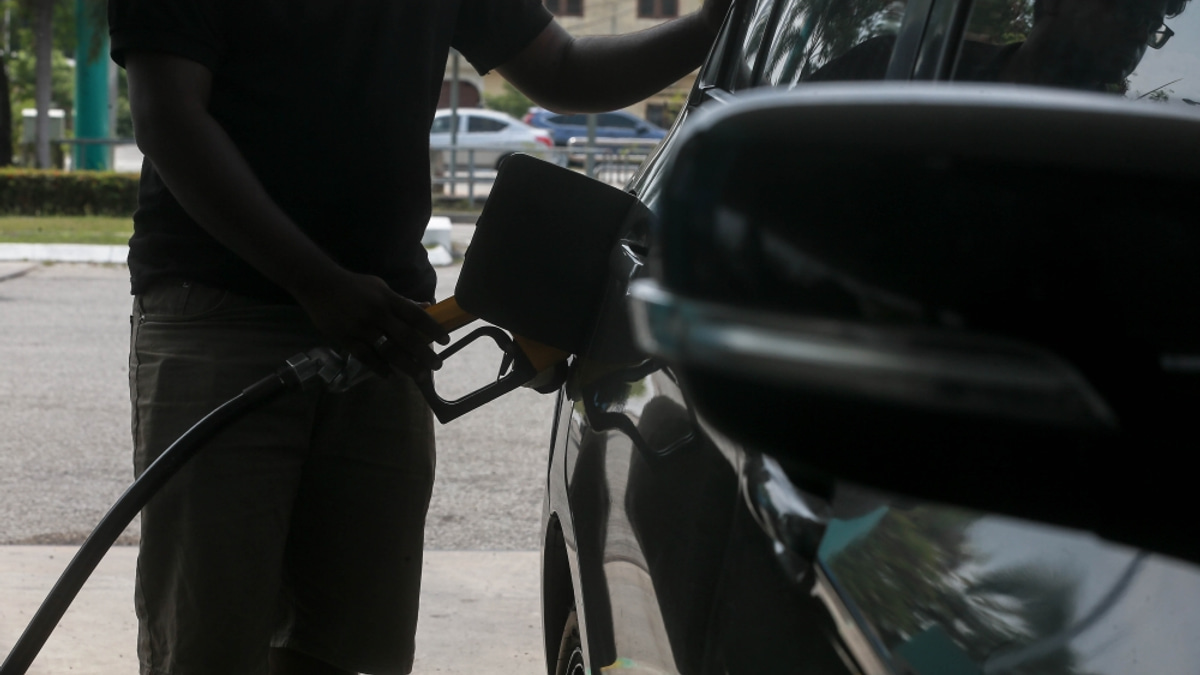 Anwar defends BUDI95 fuel quota cap, argues 200-litre allocation suits typical drivers