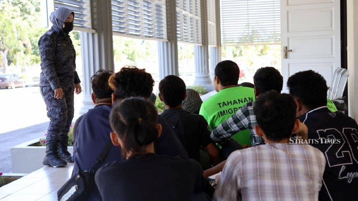 10 Undocumented Migrants Face Court Over Illegal Stay and Entry Violations
