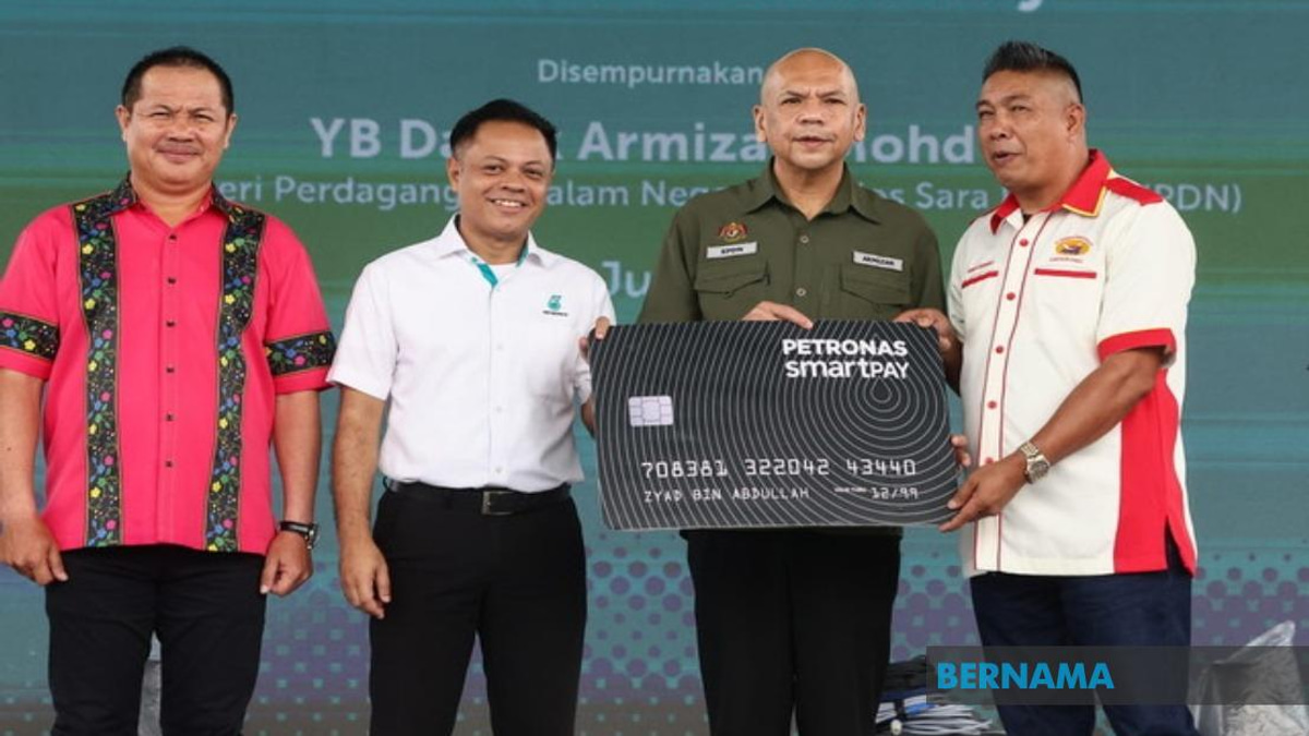 Two-thirds of SKDS diesel subsidy beneficiaries located in East Malaysia, says trade minister