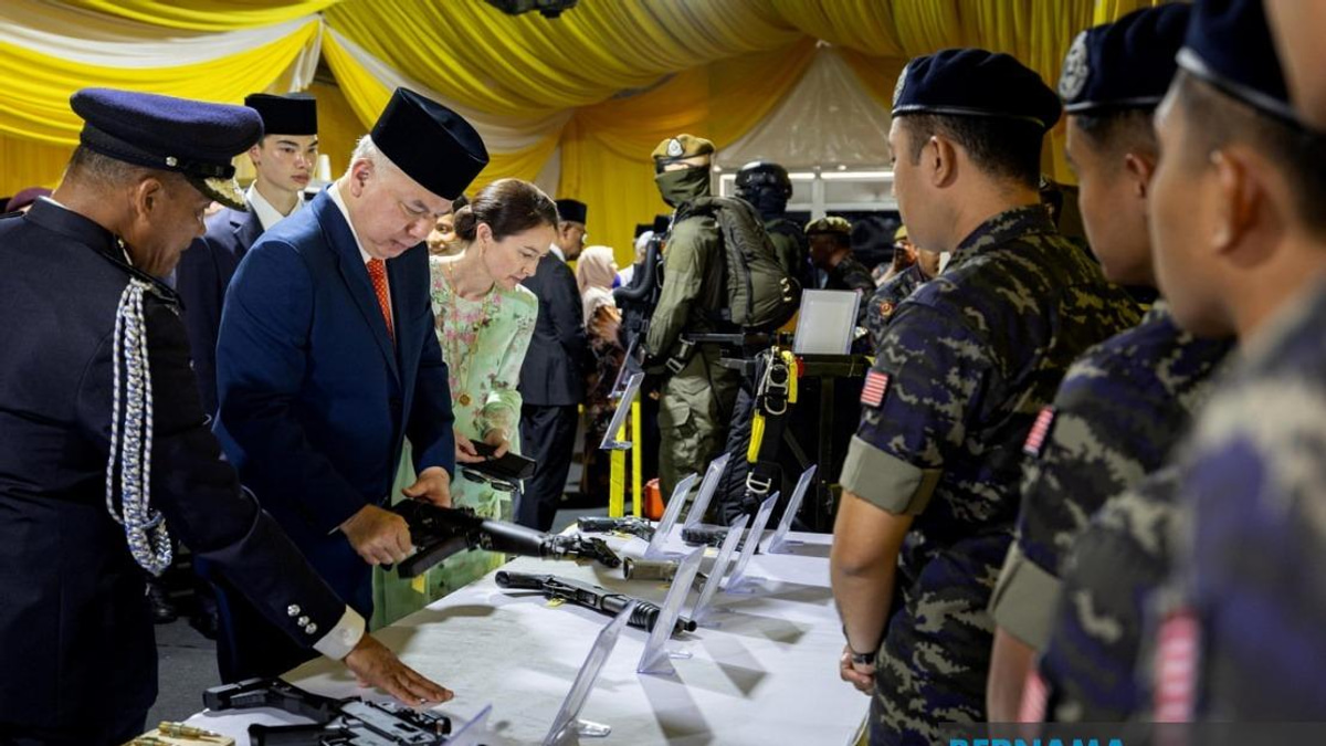 Sultan Nazrin Shah Opens Purpose-Built 69 Commando Camp in Perak