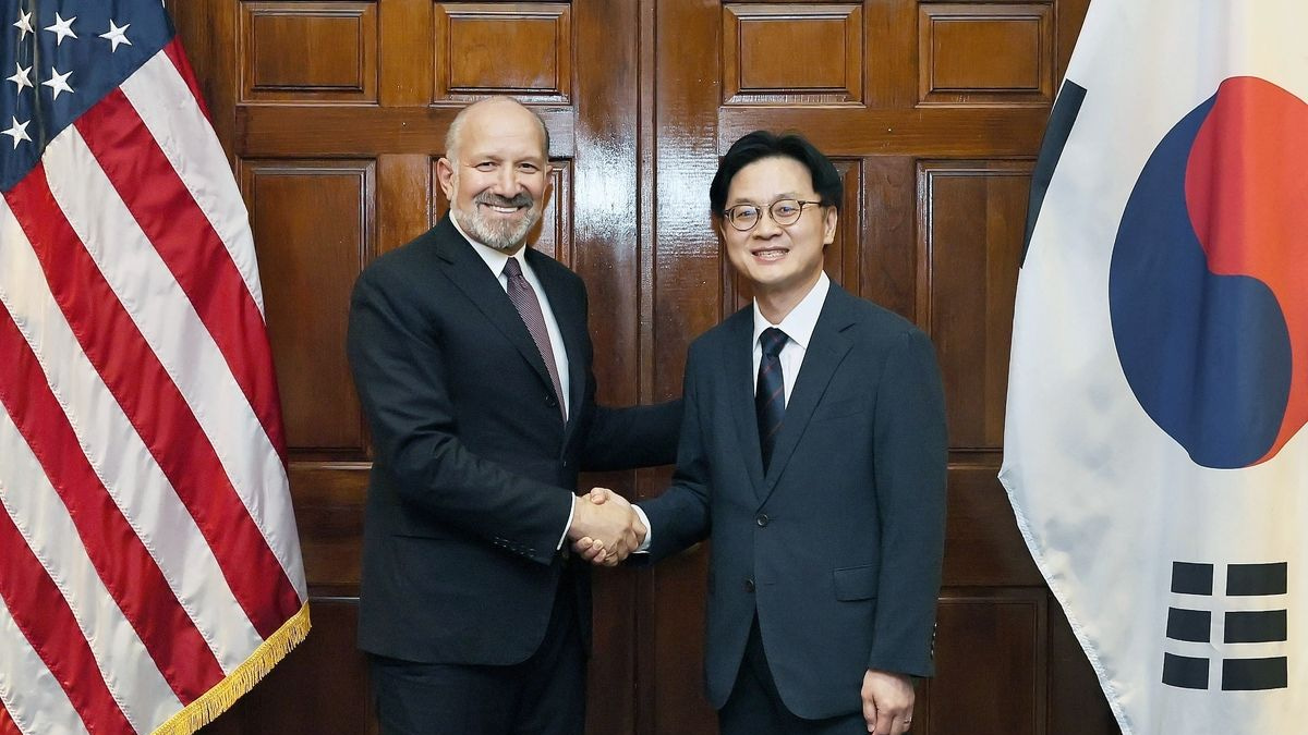 Seoul's Industry Minister Heads to Washington as Trade Tensions Mount
