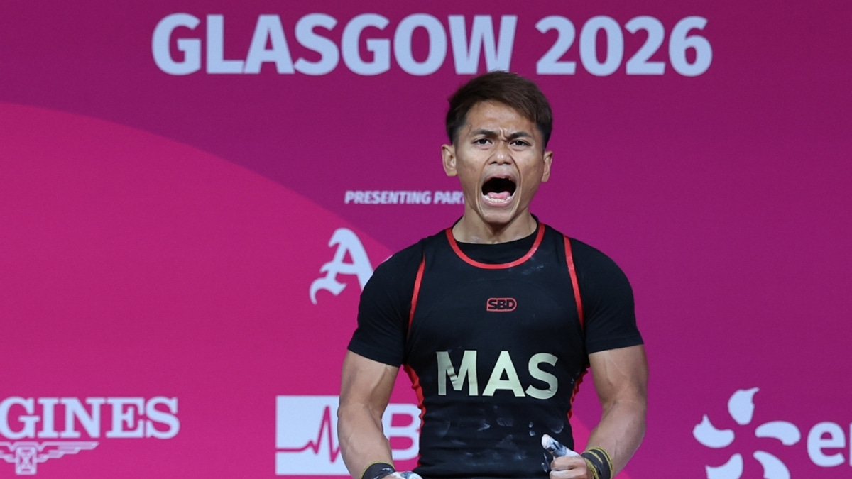 PM Anwar Hails Aniq Kasdan's Historic Commonwealth Games Gold as Malaysia's Sporting Breakthrough