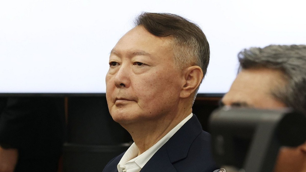 Former South Korean President Yoon Convicted Over Illegal Political Funds from Opinion Polls