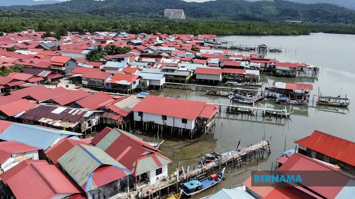 Bukit Malut Stigma Unfounded, Says Academic; 92% Residents Are Malaysian Citizens
