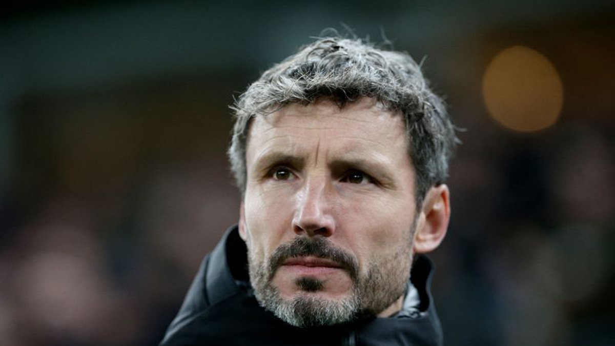 Belgium's Van Bommel Dismisses Netherlands Speculation, Commits Fully to Red Devils Role