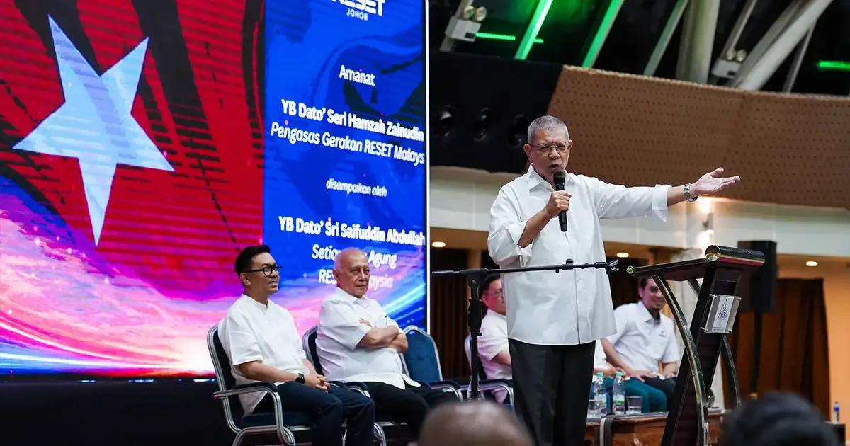 Saifuddin Urges Voters to Reject PH in Multi-Cornered Contests