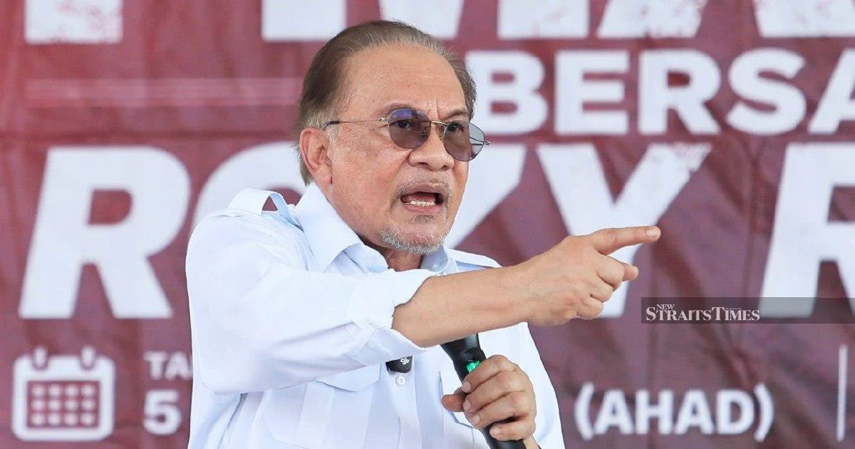 Anwar to Meet Felda Leadership as Settlers' Grievances Demand Urgent Action