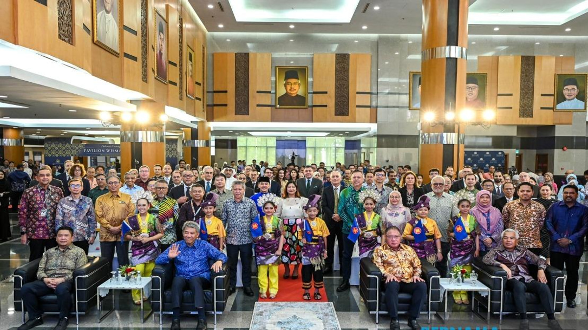 Malaysia Celebrates 59 Years as Founding Member of ASEAN