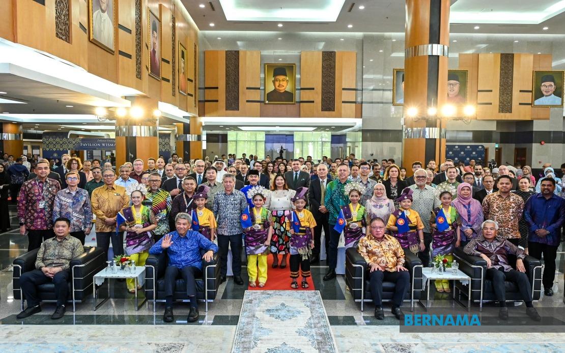 Malaysia Celebrates 59 Years as Founding Member of ASEAN