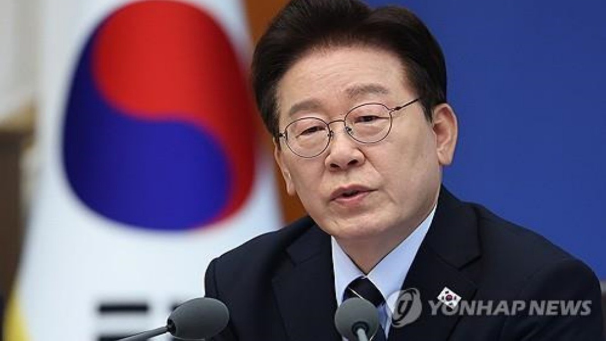 South Korea's Lee Jae Myung Firmly Closes Door on Presidential Term Extension