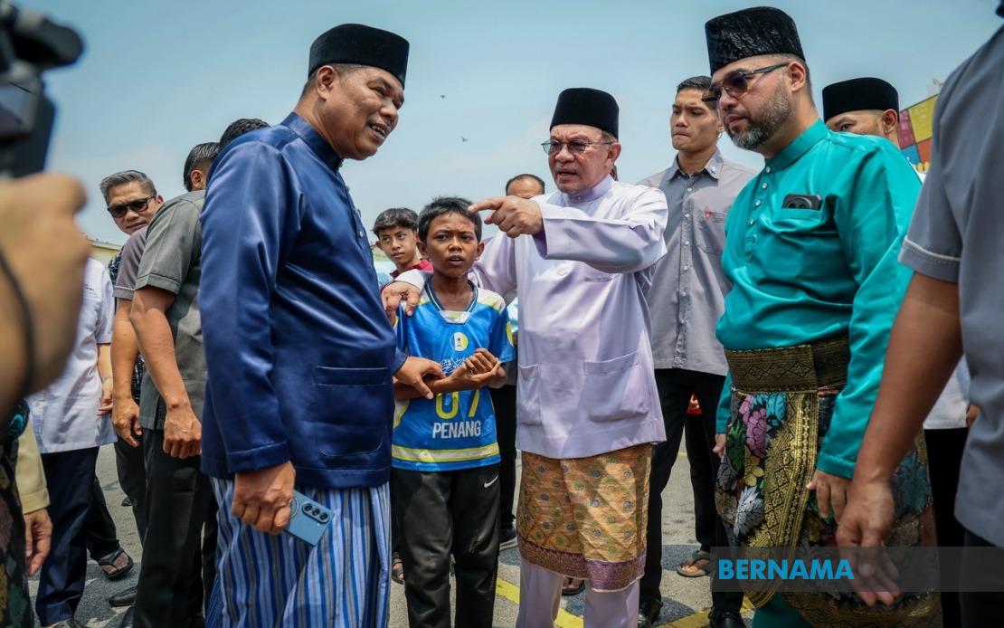 Anwar Distances Himself From Saravanan Case, Leaves Matter to MACC and AGC