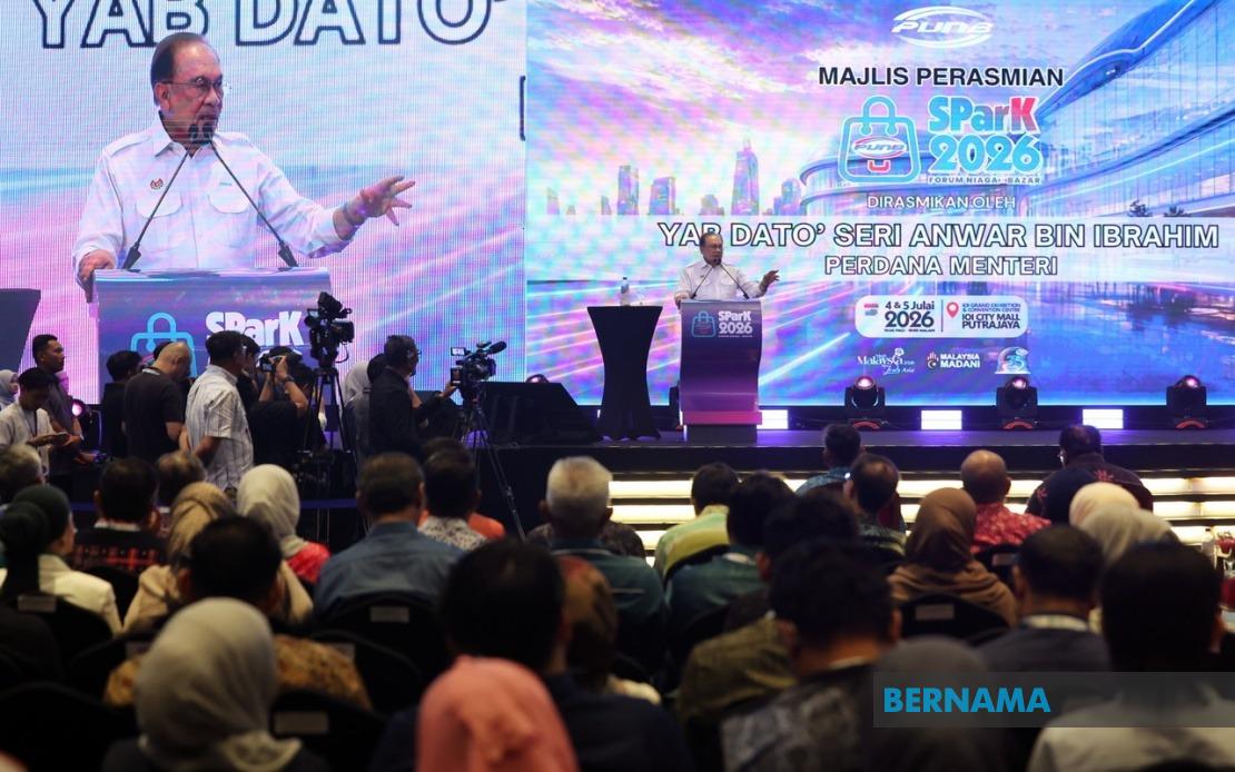 Anwar Vows Crackdown on Patronage in Business Loans, Demands Merit-Based Lending