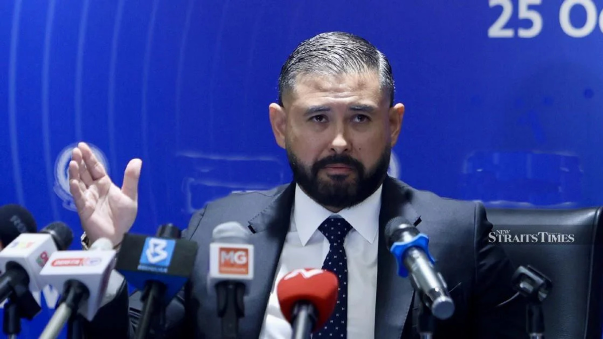 Johor's Revenue Dispute: Regent Challenges Federal Government's Handling of State Finances