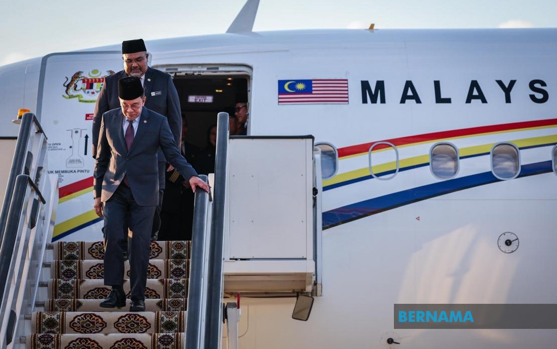PM Anwar Begins Two-Day Visit to Turkmenistan Amid Central Asian Outreach