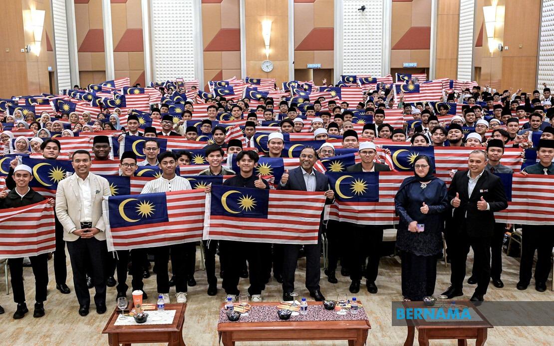 Malaysia Intensifies Oversight of Student Safety Amid West Asia Tensions