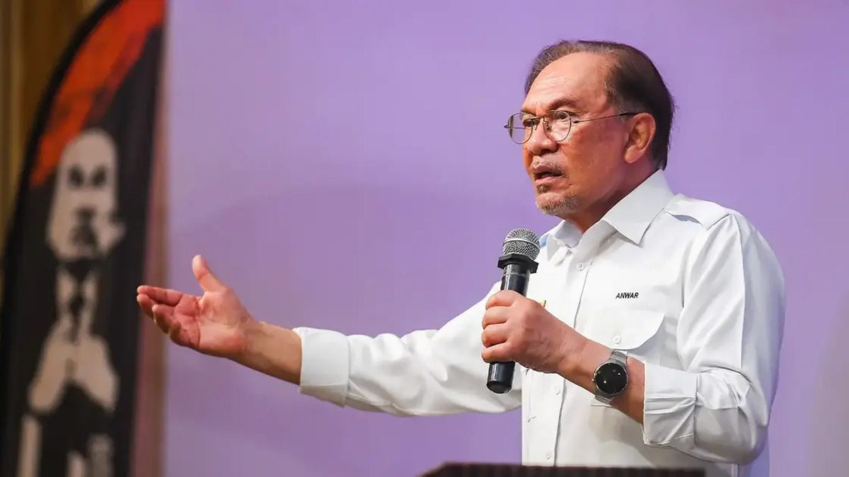 Anwar Says Opposition Used 'Free Najib' Campaign to Force Early Johor Election
