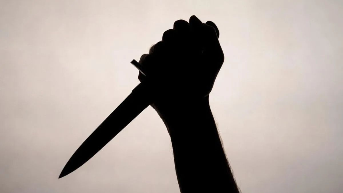 19-year-old stabbed in Indian market; harassment suspect at large