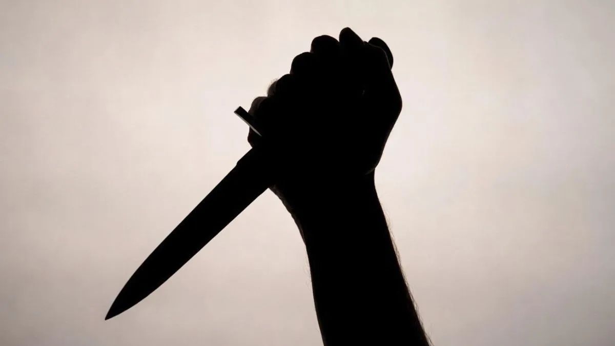 19-year-old stabbed in Indian market; harassment suspect at large