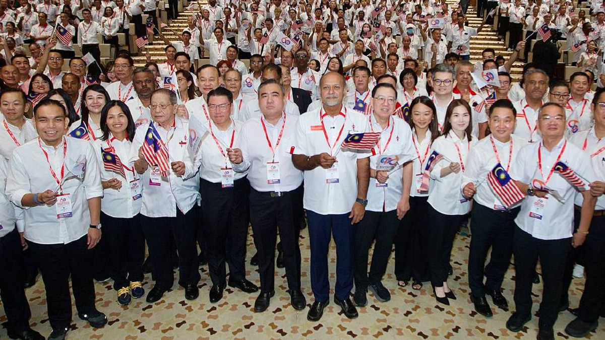 DAP Must Speak Louder on Government Failings, Says Party Women's Legal Chief