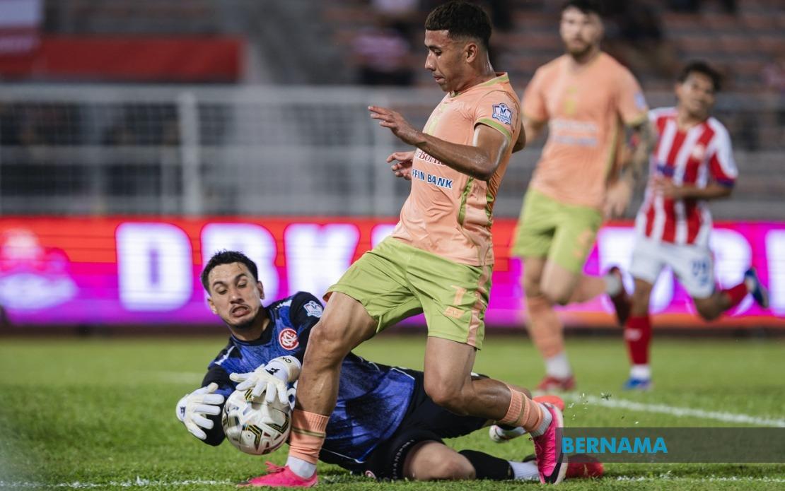 KL City's Unprecedented Crisis: Coach Dollah Navigates Flu Outbreak and Registration Chaos