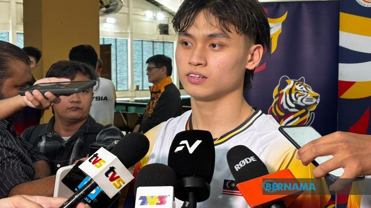 Low Wa Sern Claims Maiden SUKMA Squash Gold With Joachim Chuah's Mentorship