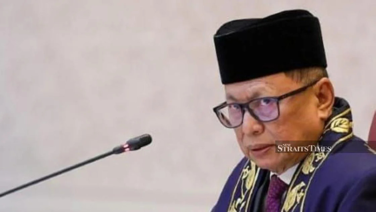 Johor PKR Calls on Former Umno Leader to Back Up Palace Interference Allegations