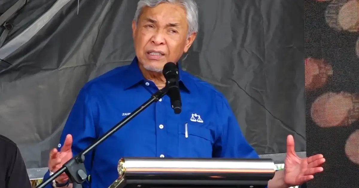 Zahid Dismisses Puad's Criticism as Party Focuses on Johor Campaign