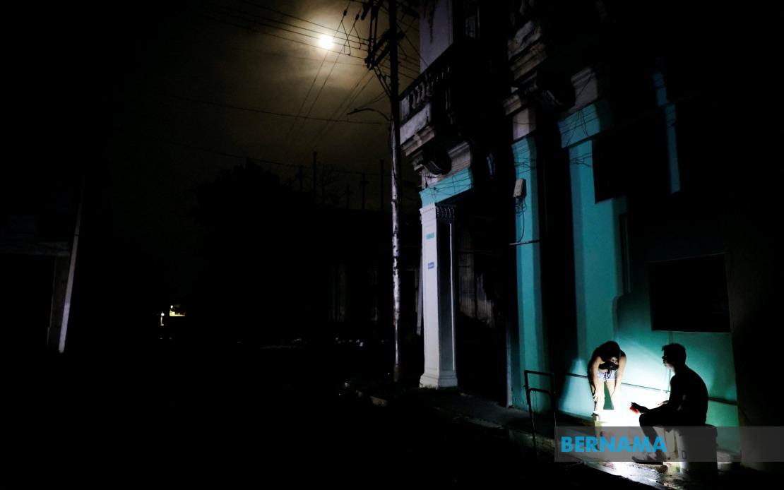 Cuba Faces Fresh Nationwide Blackout as Power Grid Crumbles Again