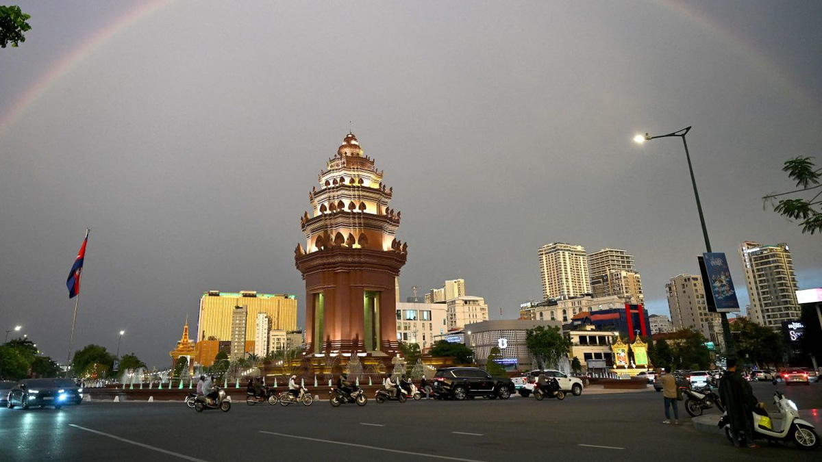 Malaysia navigates political transitions amid budget expansion and governance reforms