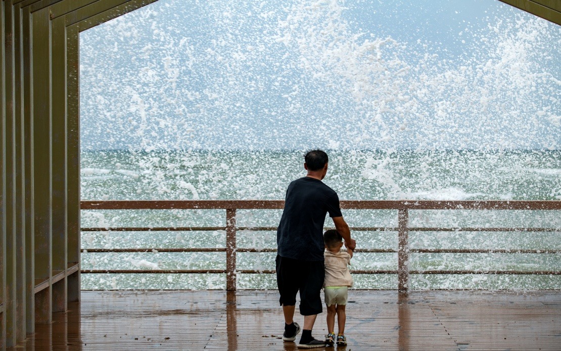 Typhoon Maysak Batters Hainan, Halting Transport Links Across South China
