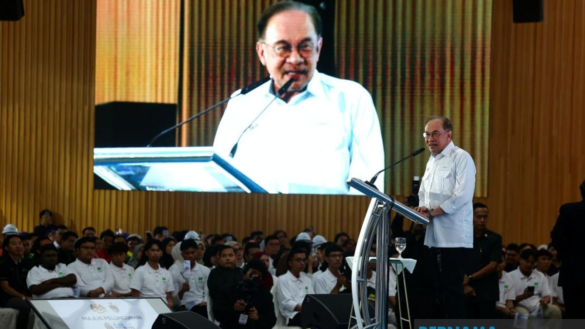 PM Anwar Launches Bakat MADANI to Equip 25,000 Malaysians with Market-Ready Skills
