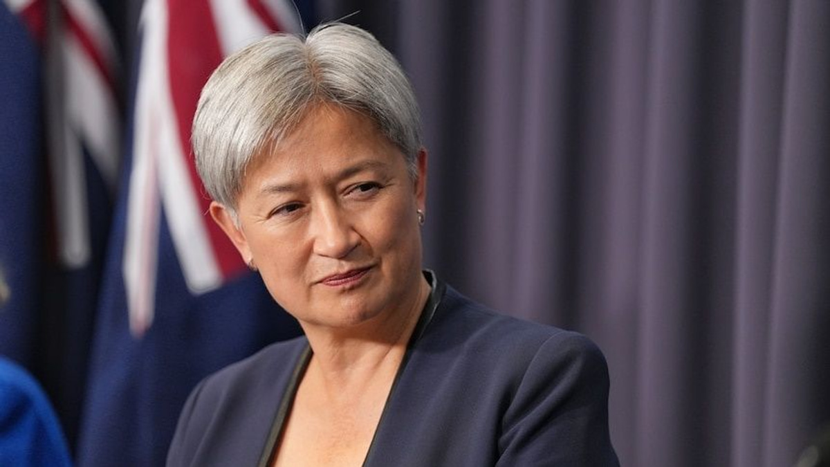 Wong Defends Multiculturalism Against Far-Right Push in Australia